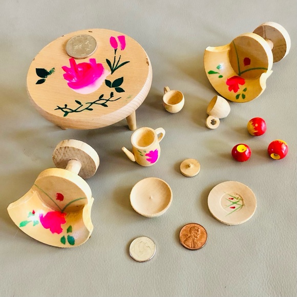 NEW Miniature Wood Table and Tea Set ~ Vintage - Picture 2 of 8